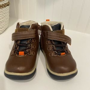 Eddie Bauer Boots size 7